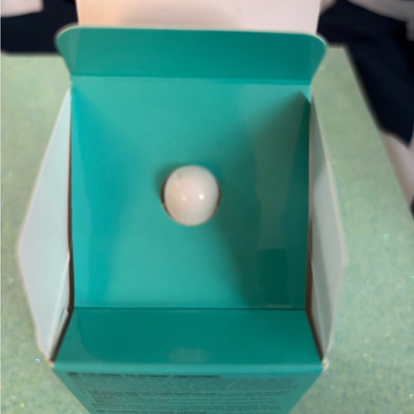 BNIB NIP + FAB HYALURONIC FIX EXTREME CONCENTRATION - Picture 3 of 10